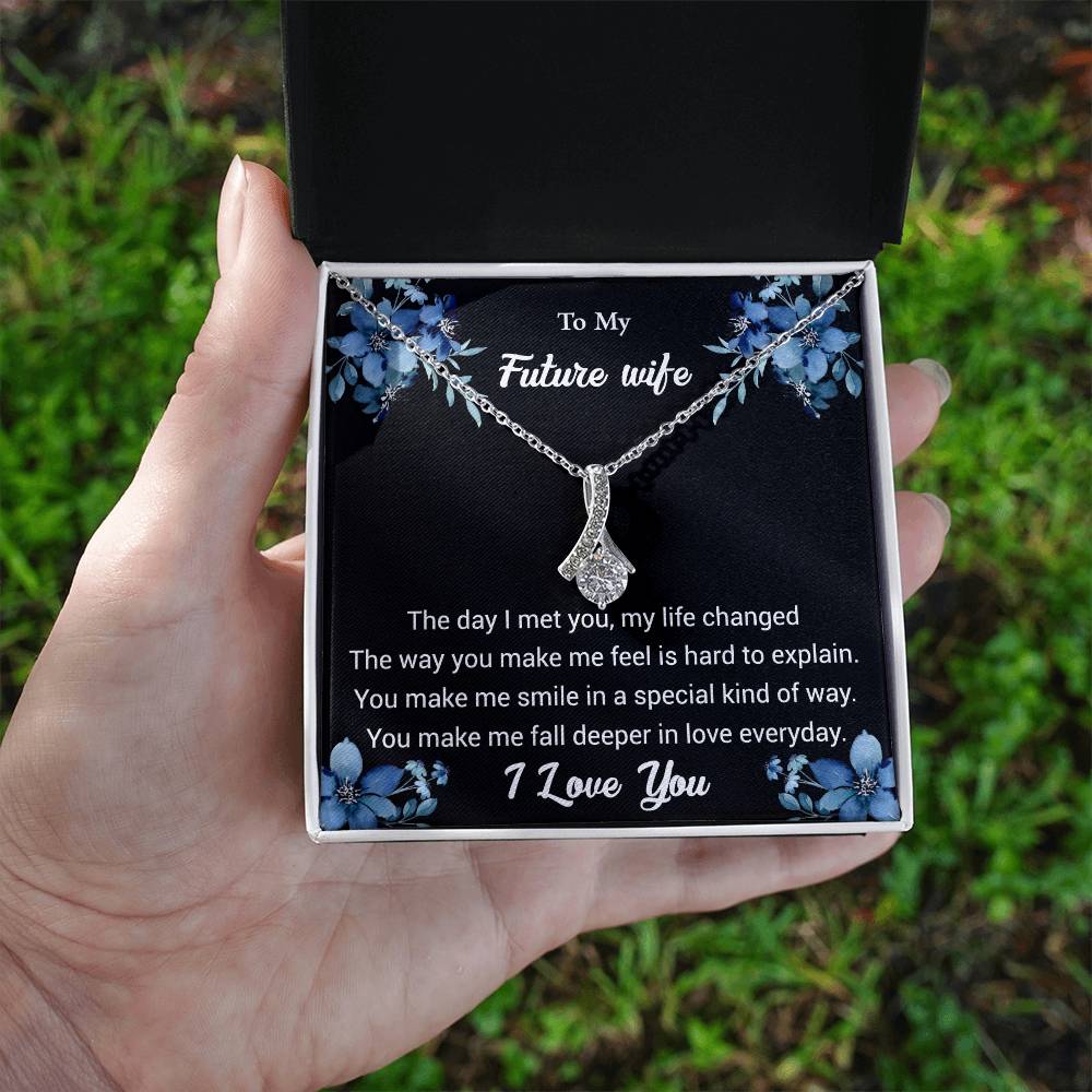 To My Future Wife - The Day I Met You - Alluring Beauty Necklace - Glittering Heights